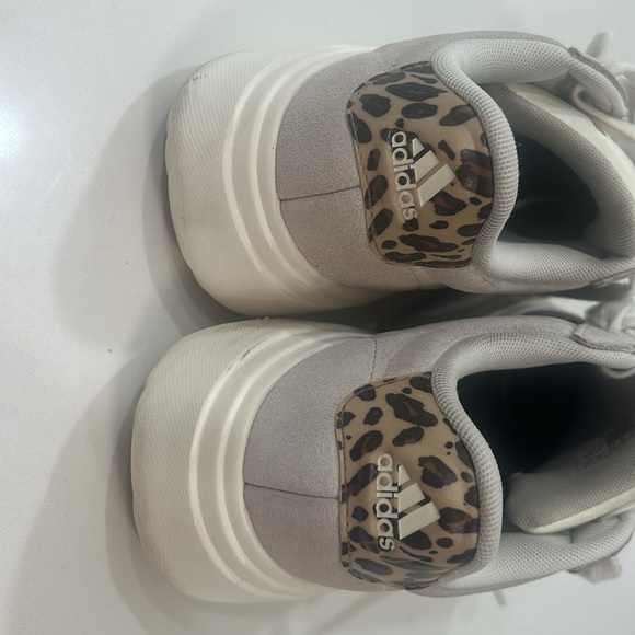 Adidas Grad Court platform sneaker - Picture 4 of 5